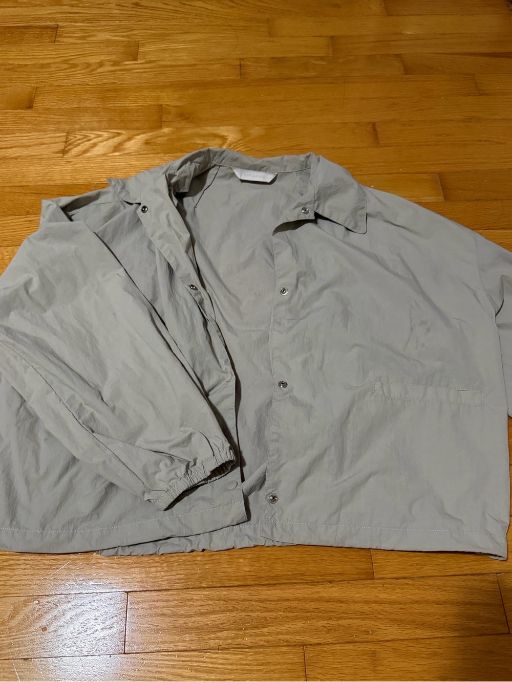 Woman’s Lightweight Beige Windbreaker